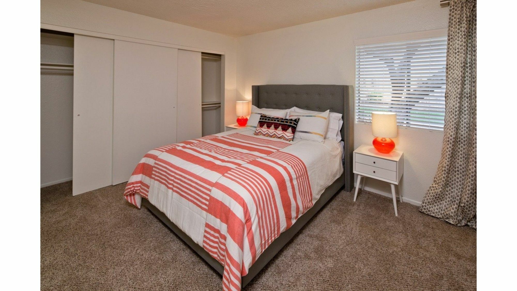 Capital Suites Austin Bagian luar foto